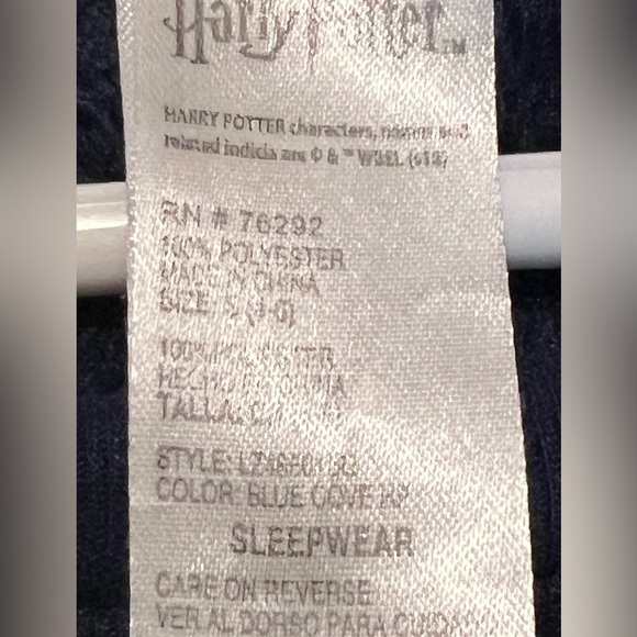 HARRY POTTER very warm pajamas. Size small - Picture 2 of 4